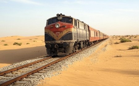 थार के रेगिस्तान में इलेक्ट्रिक ट्रेनों की नई रफ्तार: बाड़मेर-हावड़ा सुपरफास्ट ने रचा इतिहास