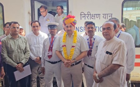 बाड़मेर रेलवे स्टेशन पर जोधपुर DRM का दौरा: अमृत भारत योजना के तहत विकास कार्यों की समीक्षा, बाड़मेर को मिलेंगी नई सौगातें