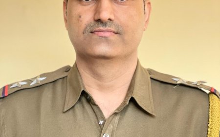 मानवता की मिसाल थानाधिकारी सुरेंद्र चौधरी – वर्दी के पीछे संवेदनशीलता का चेहरा*