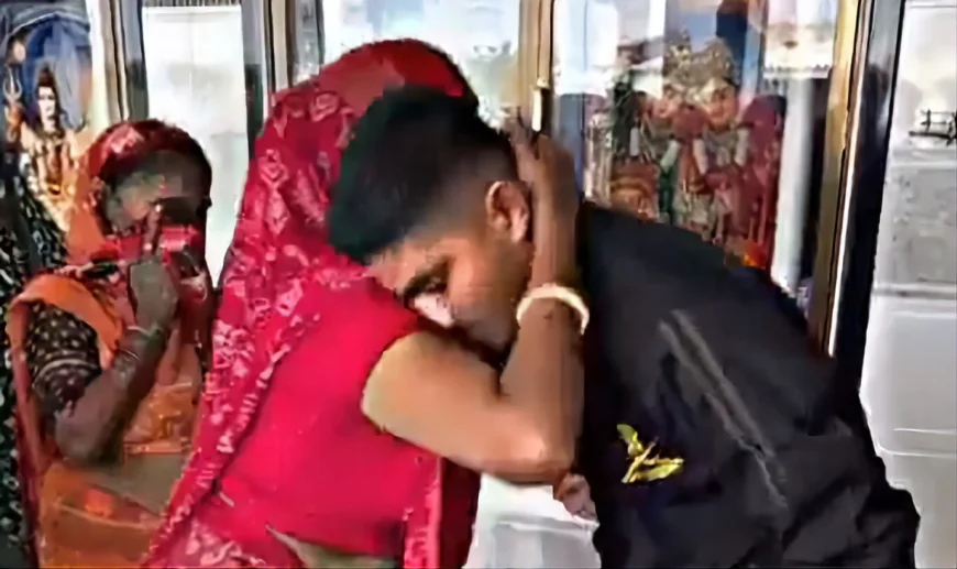 वर्दी पहनकर बेटा रवाना हुआ बॉर्डर गौरवान्वित माँ ने नम आँखों से दी विदाई वीडियो वायरल