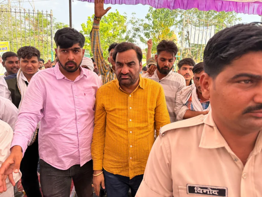 जयपुर में SI भर्ती परीक्षा रद्द कराने की मांग को लेकर हनुमान बेनीवाल का अनिश्चितकालीन धरना शुरू, आज 3:30 बजे करेंगे बड़ा खुलासा