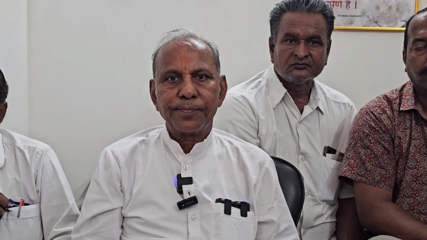 बाड़मेर की बिगड़ती व्यवस्थाओं पर मेवाराम जैन का सियासी वार: 18 महीने बाद प्रेस कॉन्फ्रेंस में उठाए बिजली, पानी और अतिक्रमण के मुद्दे