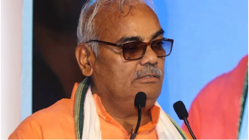 शिक्षा मंत्री को शिक्षक ने 5 हज़ार की रिश्वत बंद लिफाफे में दी,मंत्री बोले यह मेरे जीवन की सबसे ख़राब घटना