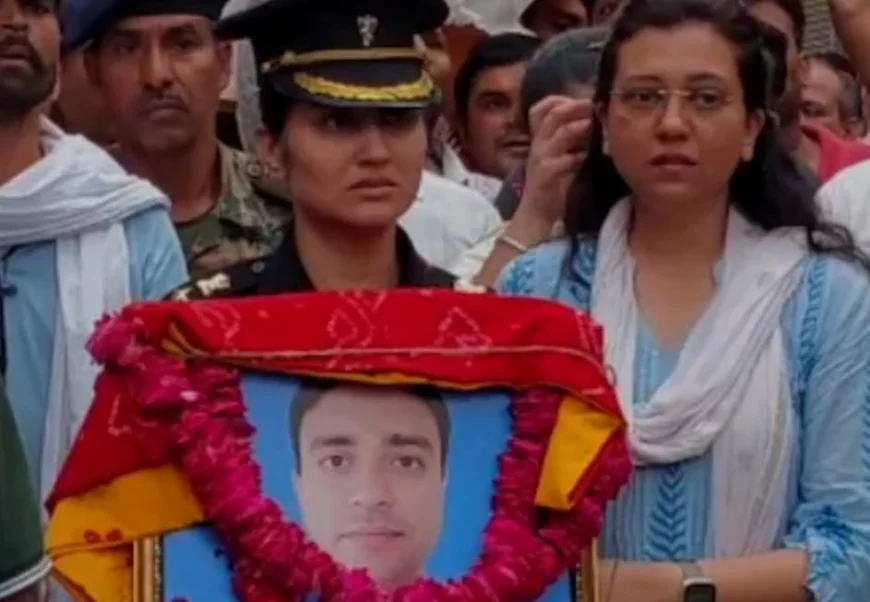 नम आंखों से जयपुर ने दी विदाई: राजवीर की अंतिम यात्रा में बही आंसुओं की धारा