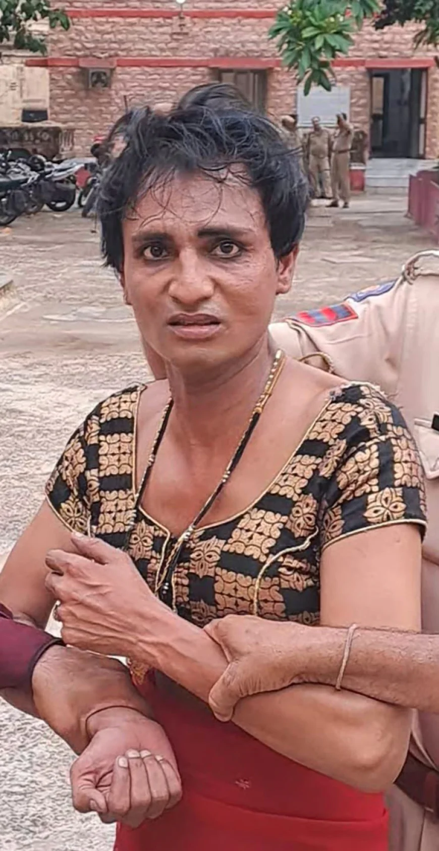 जोधपुर में हिस्ट्रीशीटर बिट्टू की सनसनीखेज गिरफ्तारी, महिला के भेष में था फरार बदमाश
