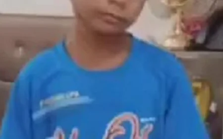 मासूम बच्चे को धार्मिक स्थल पर अकेला छोड़ गए परिजन, CCTV में कैद