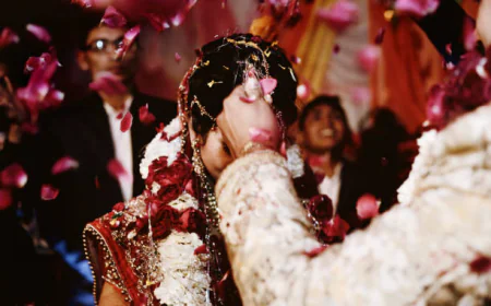 लुटेरी दुल्हन की चाल नाकाम, सुहागरात पर दूल्हे ने दोस्तों संग रच दिया जाल