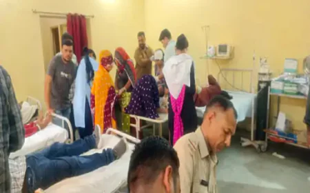 फलसूण्ड-खुमानसर मार्ग पर भीषण हादसा: ट्रक-गेटवे की टक्कर में एक की मौत, सात घायल