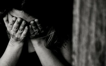 शिक्षक ने पार की हद: छात्रों के अश्लील वीडियो बनाकर दी धमकी, शिक्षा मंत्री बोले- सजा होगी