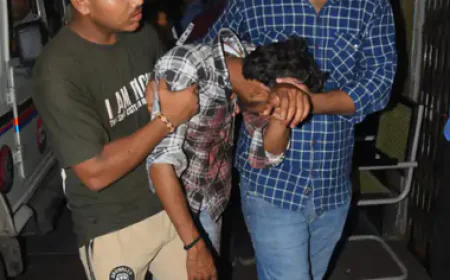 बेखौफ हत्यारे ने युवक की चाकू मारकर की हत्या, सोशल मीडिया पर डाला वीडियो: "बदला पूरा हुआ"