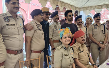 जयपुर में IPS राशि डोगरा डूडी की विदाई में जैकी श्रॉफ और कार्तिक आर्यन की चमक, बग्घी से दी गई भव्य विदाई