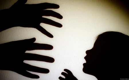 कानपुर में सौतेले पिता की हैवानियत, 14 साल की मासूम जिंदगी और मौत से जूझ रही...