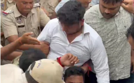 छात्र नेता शुभम रेवाड़ की भूख हड़ताल पर पुलिस का बल प्रयोग