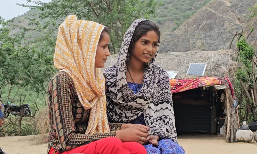 बाड़मेर की झोपड़ियों में बस्ती जिंदगी: गरीबी और उम्मीद के बीच जूझता समुदाय
