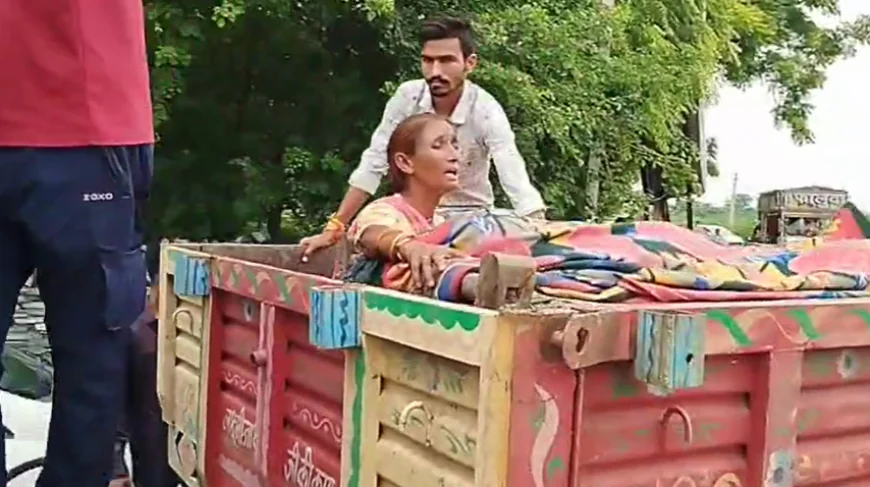 एक माह से लापता युवती का शव मिलने से सनसनी, ग्रामीणों का पुलिस पर लापरवाही का आरोप