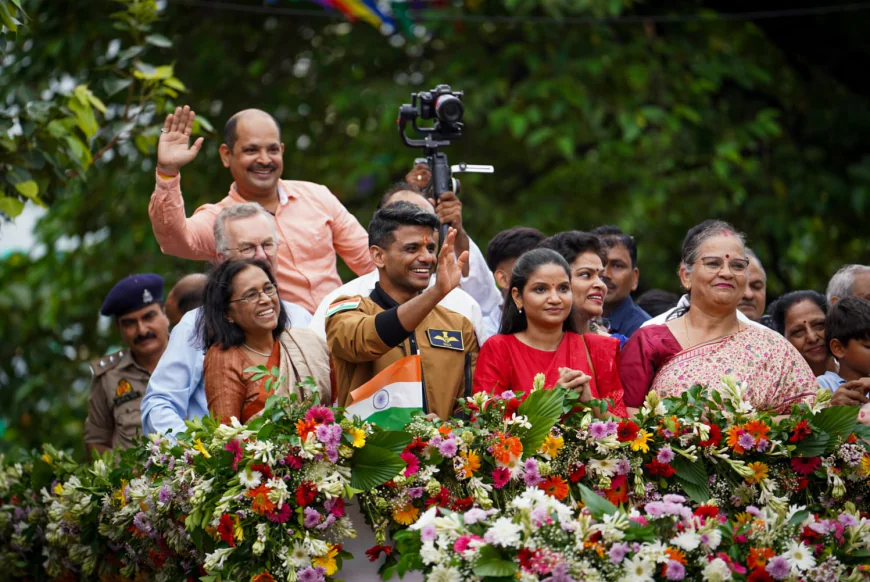 लखनऊ में शुभांशु शुक्ला का भव्य स्वागत: बच्चों को दिया 2040 मून लैंडिंग का प्रेरक संदेश