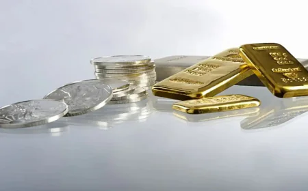 सोने की कीमतों में रिकॉर्ड तोड़ उछाल, चांदी भी स्थिर; क्या है इस तेजी का राज?