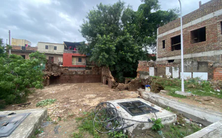 रोडवेज बस स्टैंड पर प्राचीन बावड़ी की दीवार ढहने से हड़कंप, कर्मचारियों की गाड़ियां और कमरा बावड़ी में समाया.