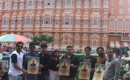 हवामहल के सामने हुआ भव्य पोस्टर लॉन्च,'जयपुर पुलिस' फिल्म का पोस्टर लॉन्च