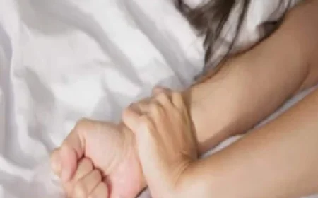 काम के सिलसिले में आई महिला से होटल में रेप, मालिक पर आरोप