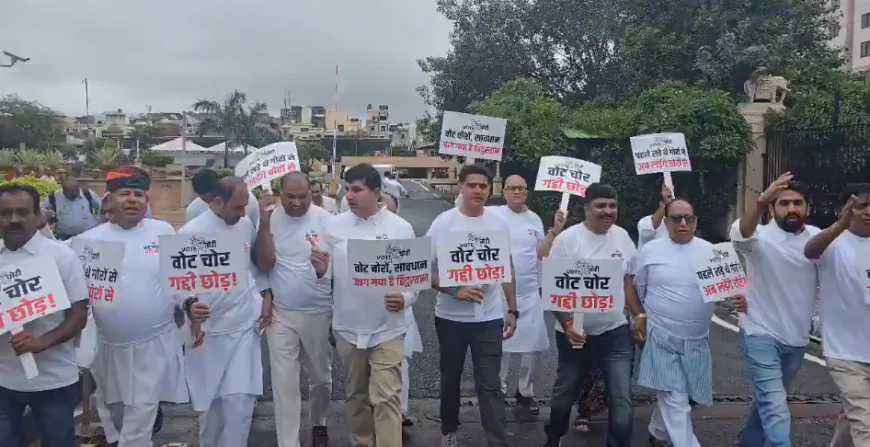 विधानसभा में पहले दिन हंगामा: कांग्रेस का 'वोट चोर' नारा, भाजपा का 'गाली बाज राहुल' पलटवार, खेजड़ी बचाओ की गूंज