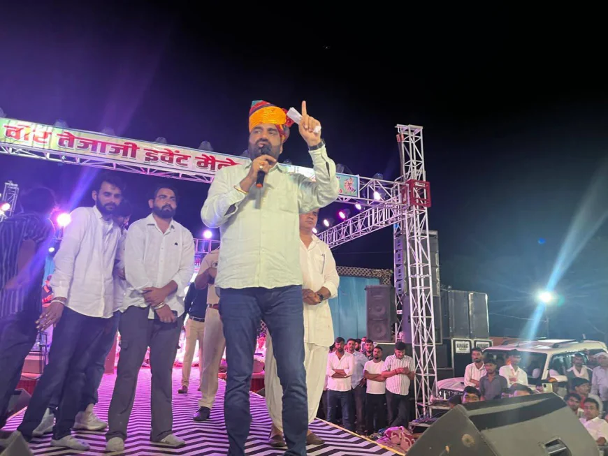 जाट समाज के नेताओं को पैर छूने की आदत पर बेनीवाल की तंज, कहा- अपने समाज के नेताओं का करें सम्मान
