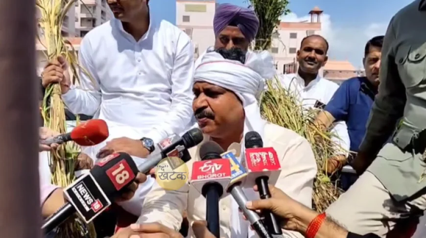 भारी बारिश से किसानों का नुकसान: ट्रैक्टर लेकर विधानसभा पहुंचे कांग्रेस नेता