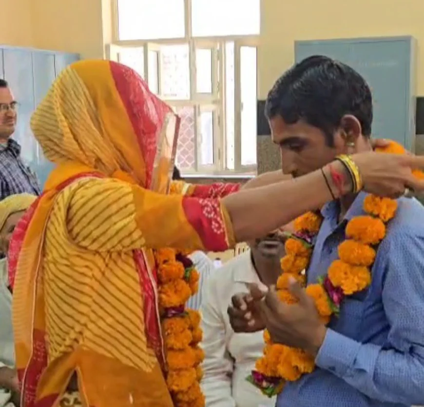 तलाक के दो साल बाद फिर एक हुए पति-पत्नी, कोर्ट में पहनाई एक-दूसरे को माला