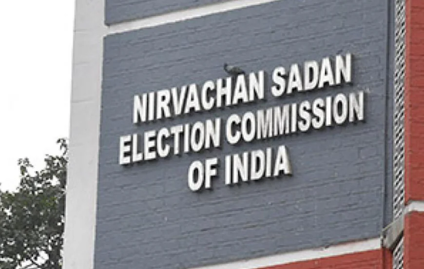 चुनाव आयोग का सख्त एक्शन: 17 गैर-मान्यता प्राप्त पार्टियों का रजिस्ट्रेशन रद्द, 7 को नोटिस पर तैयारी
