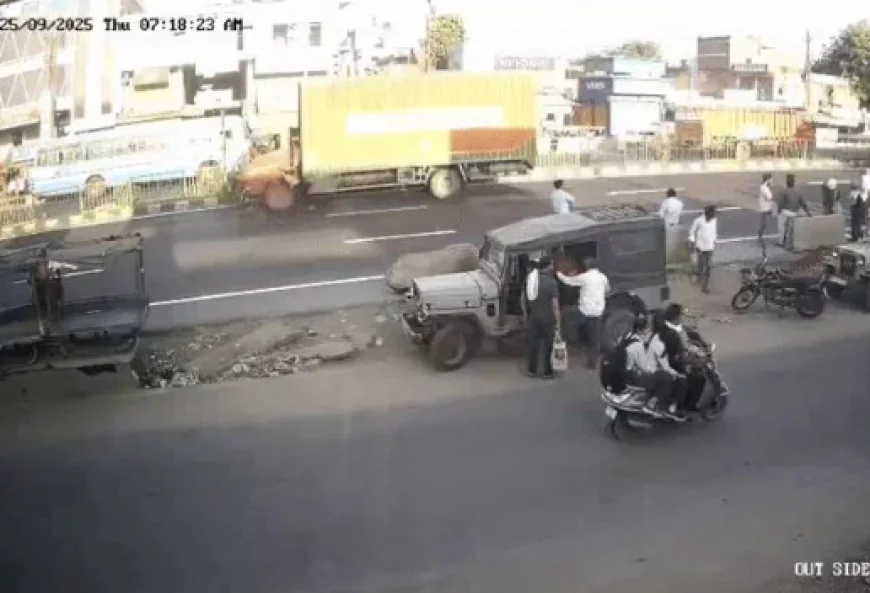 तेज रफ्तार कंटेनर ने मां-बेटी को कुचला, बुजुर्ग महिला की मौत