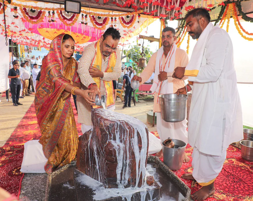 नवरात्रि में CM भजनलाल शर्मा का कठिन व्रत: आठ माह से अन्न त्याग कर कर रहे जनसेवा, 42 से अधिक कार्यक्रमों में सक्रिय भागीदारी