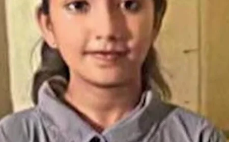 "मासूम बच्ची की करंट से दर्दनाक मौत: घर में अकेलेपन और पुराने चार्जर ने छीनी जिंदगी"