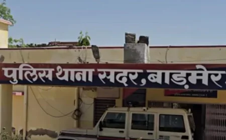 "बाड़मेर में ब्लैकमेलिंग से तंग 12वीं की छात्रा ने की आत्महत्या, रात में घर में घुसा था आरोपी"