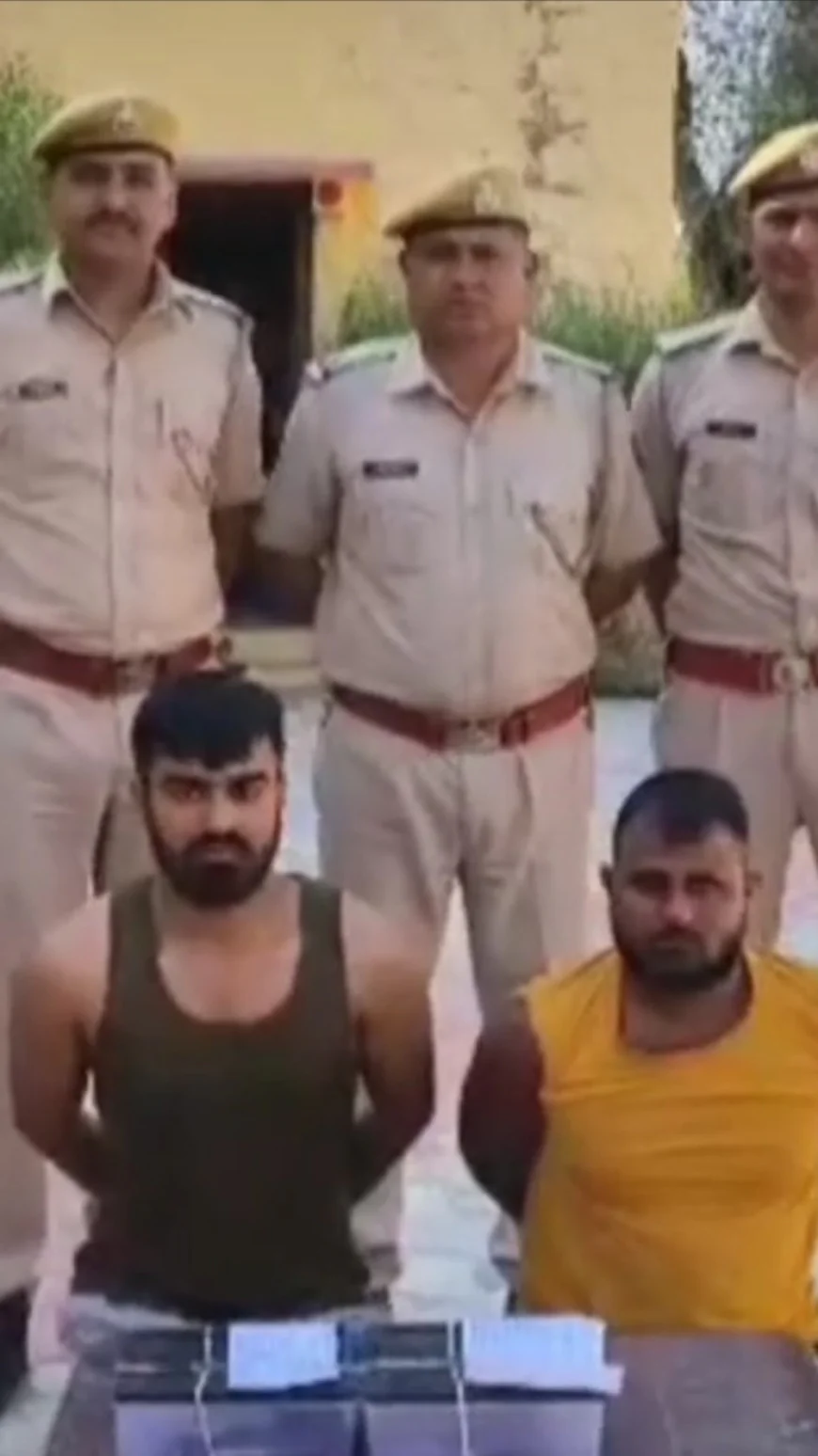 "बालोतरा में अवैध हथियारों के साथ वायरल वीडियो बनाने वाले दो युवक गिरफ्तार"