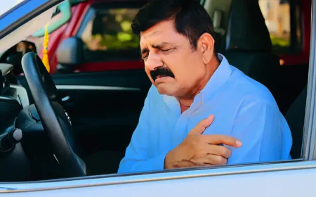 कोटा में फॉर्च्यूनर चला रहे सरपंच की हार्ट अटैक से मौत: डिवाइडर पर गाड़ी चढ़ी, लोगों ने पहले नशे का शक किया