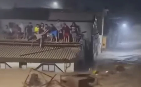 सुमात्रा में मानसून की क्रूर मार: भूस्खलन और बाढ़ ने लील लीं 17 जिंदगियां, 6 अब भी लापता!