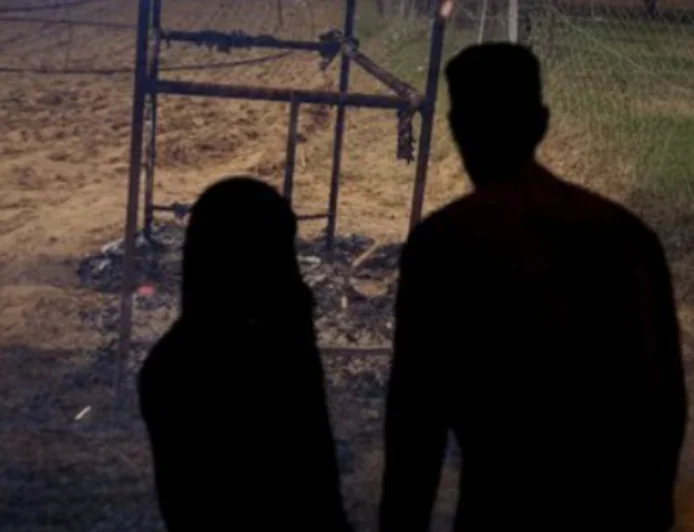 प्रेम का काला अध्याय परिवारों की पुरानी रंजिश में प्रेमी जोड़े को पेट्रोल उड़ेलकर जिंदा जलाया, चीखें गूंजीं रातभर!