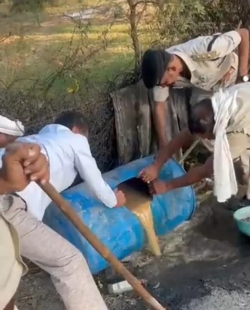 राजस्थान के 4 जिलों में आबकारी विभाग का बड़ा एक्शन: हजारों लीटर अवैध वॉश और हथकढ़ शराब नष्ट, 3 भट्टियां तोड़ीं, एक आरोपी गिरफ्तार