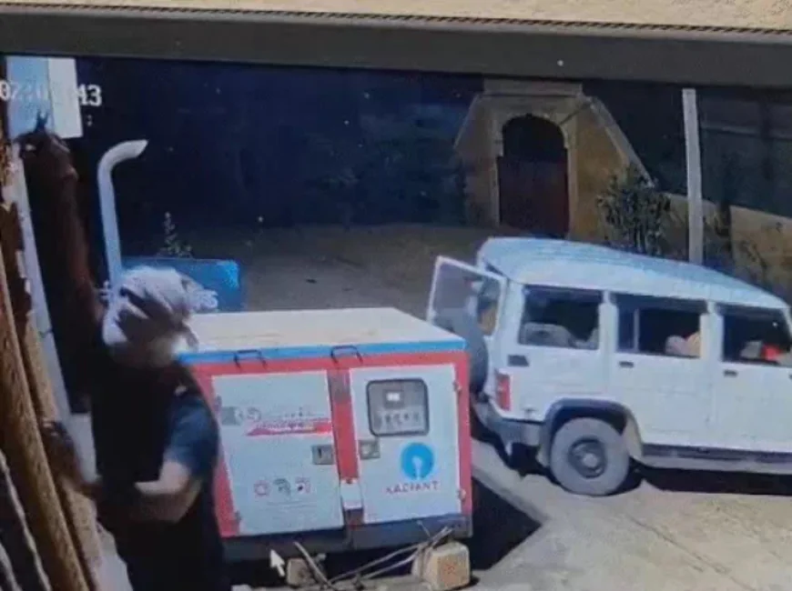 जैसलमेर में सनसनीखेज वारदात: 11 लाख रुपये से भरे SBI एटीएम को उखाड़कर ले गए बदमाश, बोलरो से बांधकर खींचा बाहर