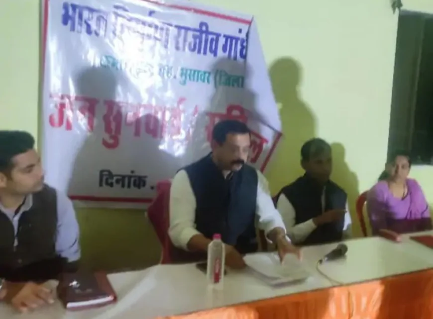 भुसावर के कमालपुरा में निराश्रित गोवंश से निजात की मांग: मौके पर समस्याओं का किया निस्तारण, रात्रि चौपाल में उठाया मुद्दा