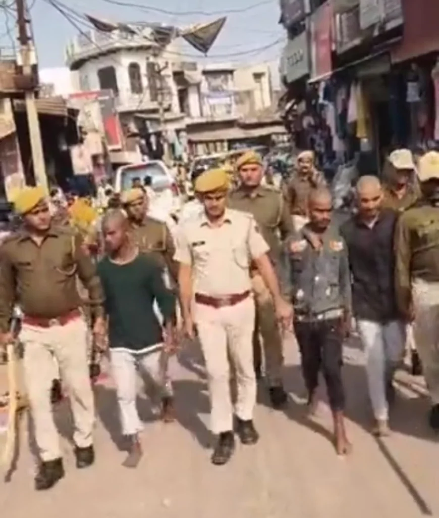 भरतपुर: ज्वेलर पर फायरिंग के आरोपियों की निकाली पैदल परेड, घटना स्थल पर क्राइम सीन रीक्रिएट किया; व्यापारी भी रहे मौजूद