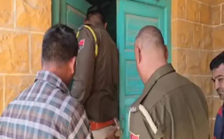 बाड़मेर में चोरों का आतंक जारी: बंद मकान का दरवाजा काटकर चांदी के गहने-सिक्के और बर्तन चोरी, दो दिन पहले ही 15 लाख की चोरी से पुलिस पर सवाल