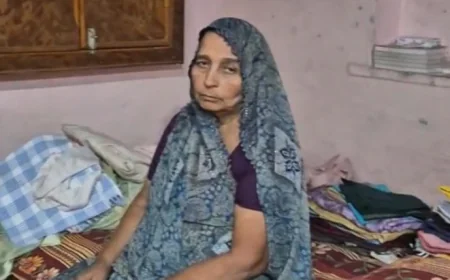 मीठी बातों में उलझाकर बुजुर्ग महिला से लाखों की ठगी, पुणे में गहनों की पॉलिश के बहाने उड़ाईं सोने की चूड़ियां.