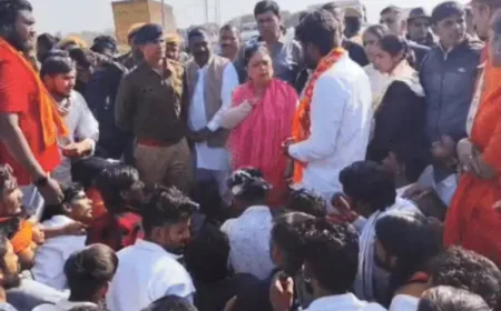 गोरक्षकों ने पूर्व सीएम वसुंधरा राजे का काफिला रोका: मृत गायों के खुले में फेंके जाने से नाराजगी, कोटा-चित्तौड़गढ़ हाईवे पर 20 मिनट तक जाम