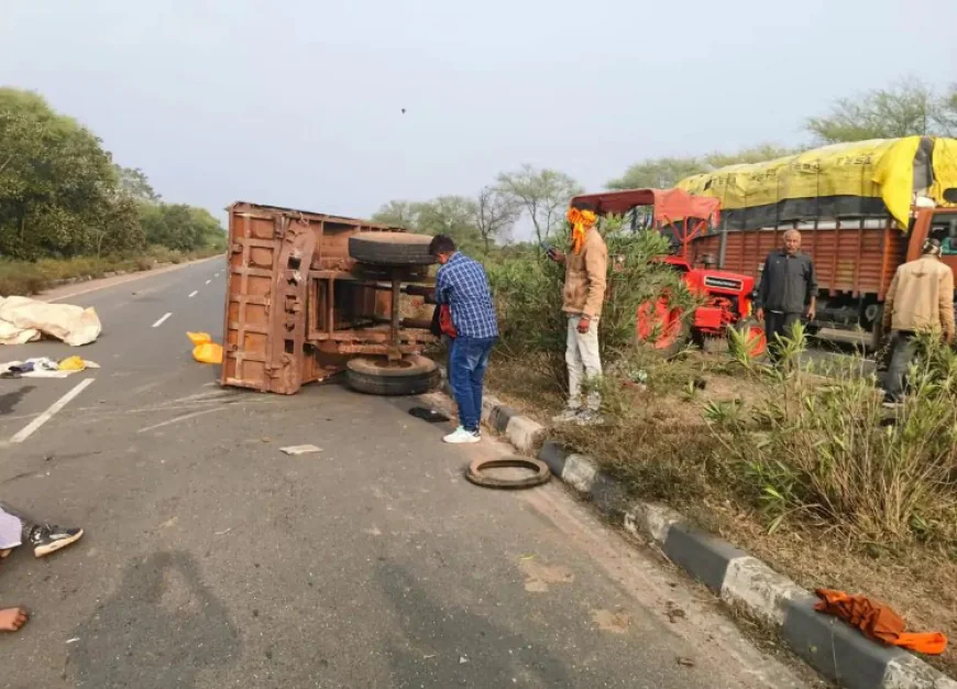 बारां जिले में दर्दनाक हादसा: बेकाबू ट्रैक्टर-ट्रॉली पलटी, दो लोगों की मौके पर मौत, 12 से अधिक घायल