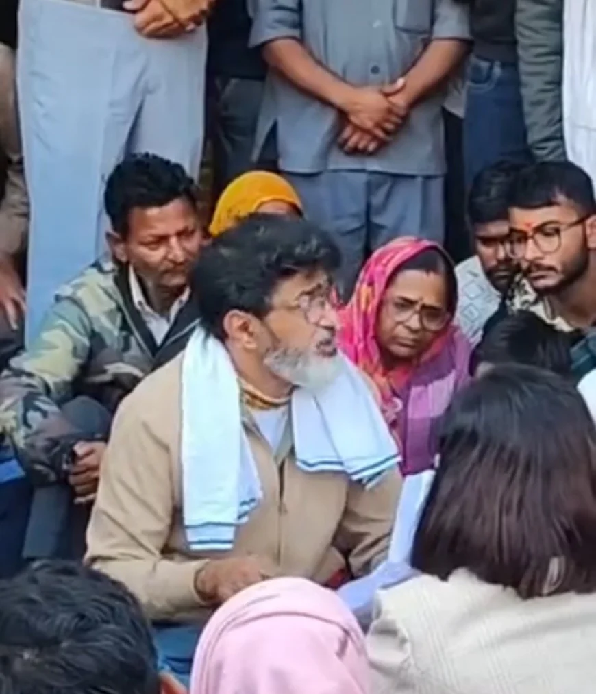 उदयपुर के बड़गांव सेटेलाइट हॉस्पिटल से APO डॉक्टर अशोक शर्मा ने MLA डांगी की चुप्पी पर सवाल उठाए: "मैं गलत हूं या सही, बताएं क्षेत्र के चारों विधायक"