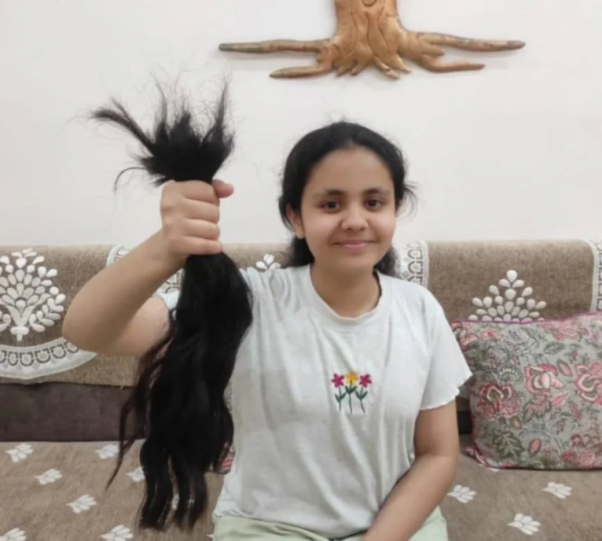 13 साल की रावी शर्मा ने कैंसर पीड़ितों के लिए दान किए अपने लंबे बाल, हर बार बाल बढ़ाकर दान करने का लिया संकल्प.