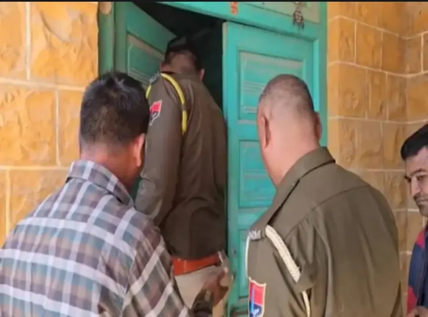 बाड़मेर में चोरों का आतंक जारी: बंद मकान का दरवाजा काटकर चांदी के गहने-सिक्के और बर्तन चोरी, दो दिन पहले ही 15 लाख की चोरी से पुलिस पर सवाल