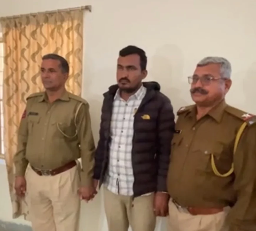 अजमेर पुलिस की बड़ी सफलता: 10 लाख लेकर डमी कैंडिडेट बनकर RPSC परीक्षा देने वाला लेक्चरर गिरफ्तार