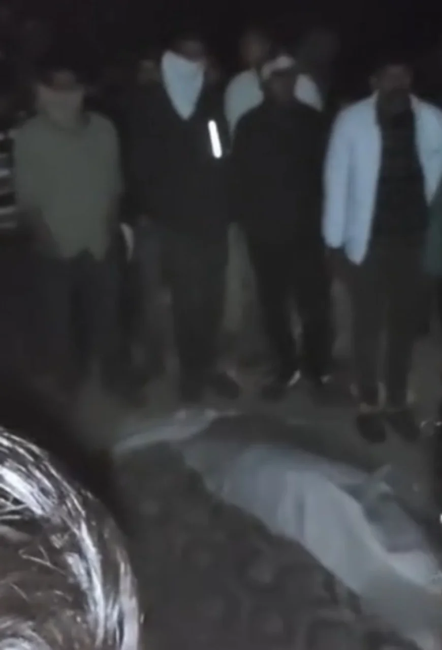 उदयपुर-कुराबड़ रोड पर भयानक सड़क हादसा: ट्रेलर ने दो महिलाओं को कुचला, एक की मौके पर मौत, दूसरी गंभीर रूप से घायल; ग्रामीणों ने मुआवजे की मांग पर दो घंटे तक रोड जाम किया